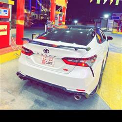 تۆیۆتا کامری